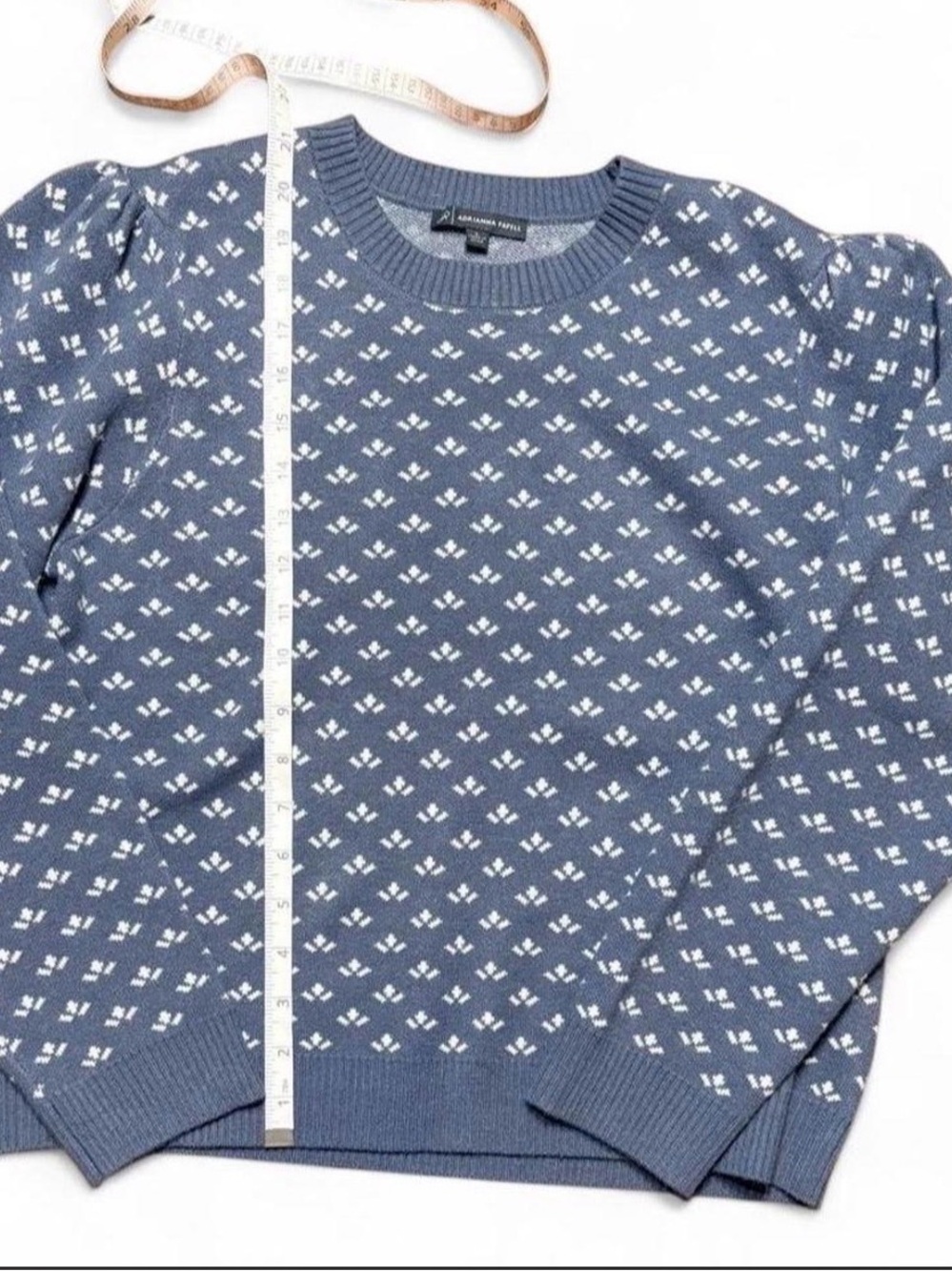 Adrianna Papell L Dusty Blue and White Floral Puff Sleeve Crewneck Sweater